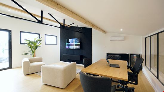 Preview of Le Hangar Office space for Rent in Saint-Pierre-du-Mont