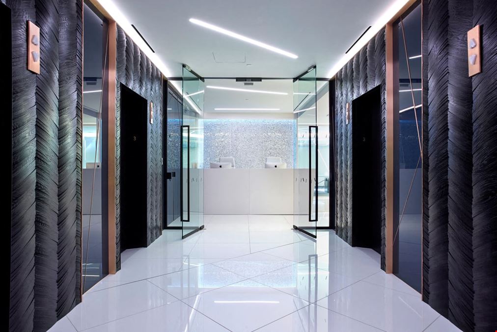 Emerge212 - 1185 Avenue of the Americas