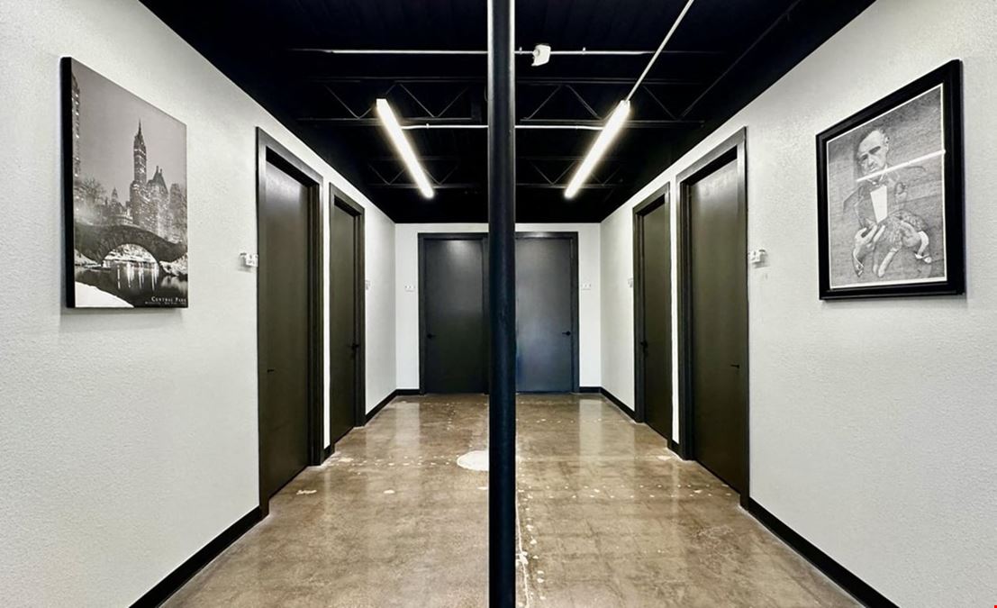 Social Lofts - Solo West