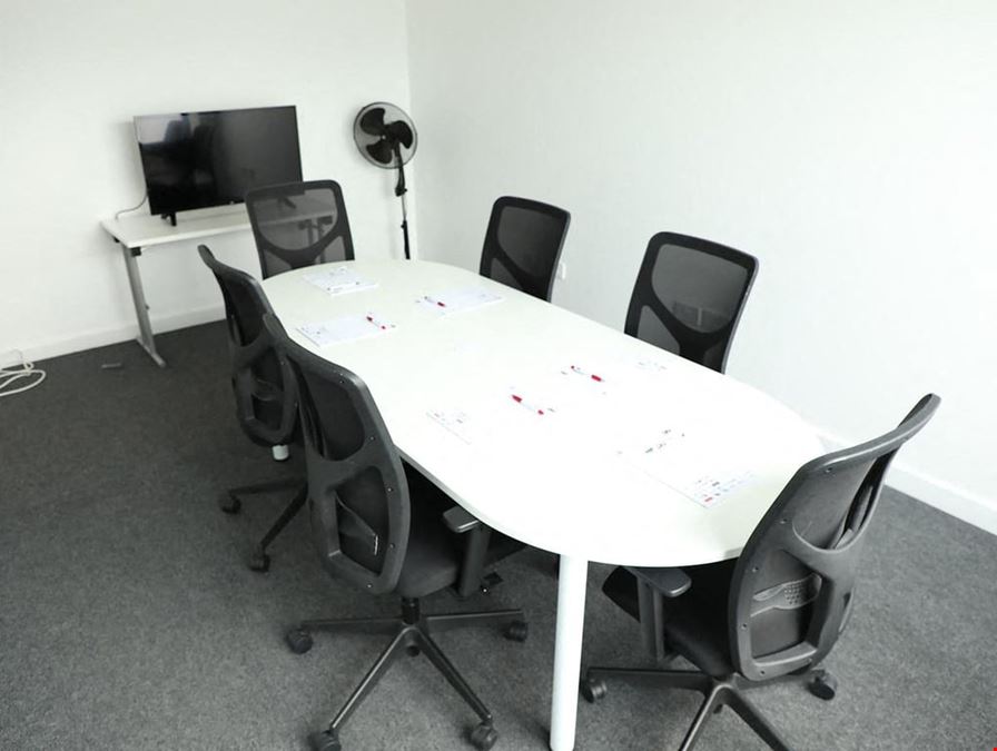 Shout Connect - Meeting & Co-working Space