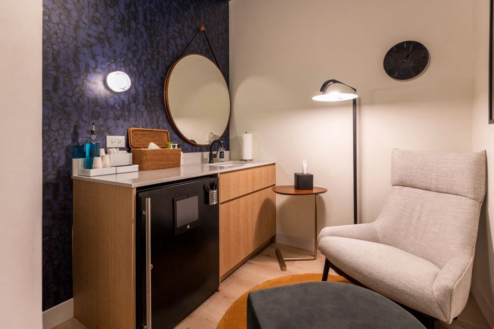 24 East Washington Street