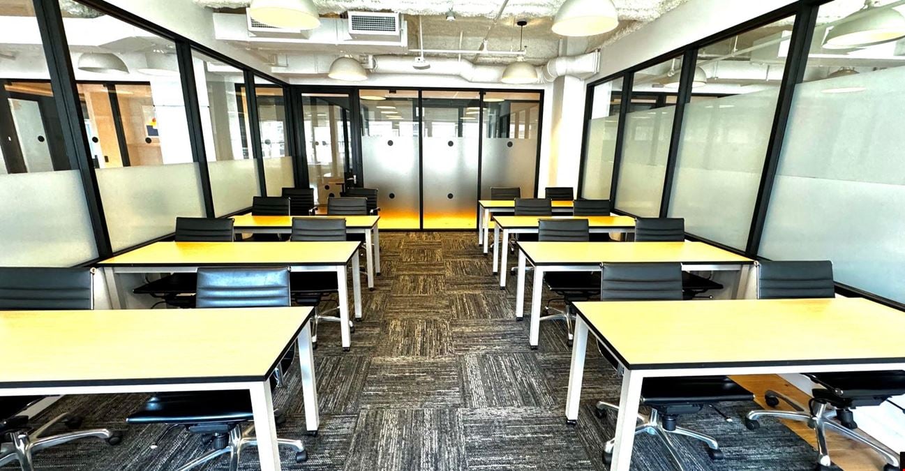 CoCafe Training Room 6D