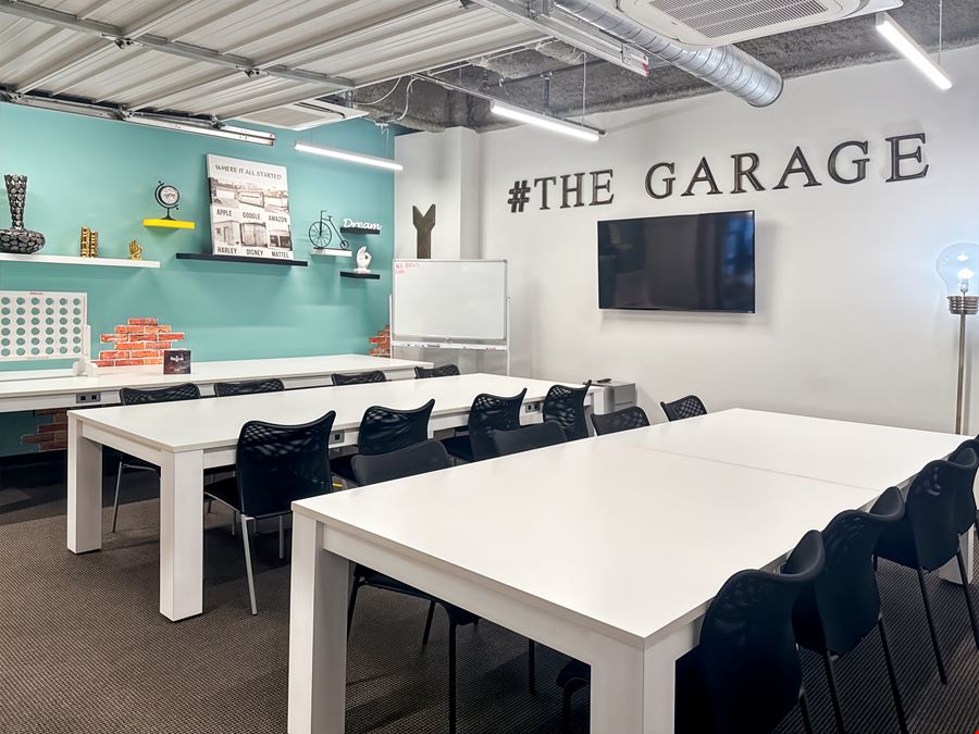 Regus - Houston - West Loop