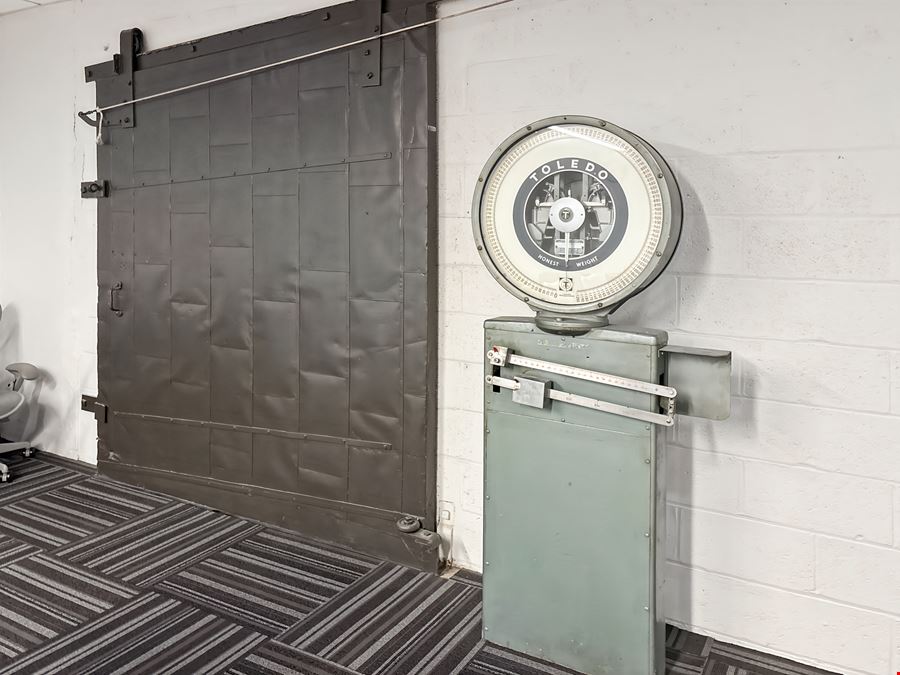 PA, Yardley - W College Avenue