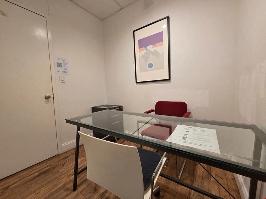 704-E: 2-Person Office in Midtown