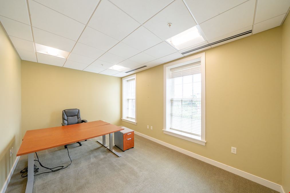 Dedicated Office Space - 302
