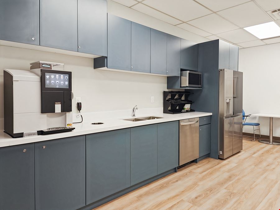 ON, Markham - Woodbine Ave