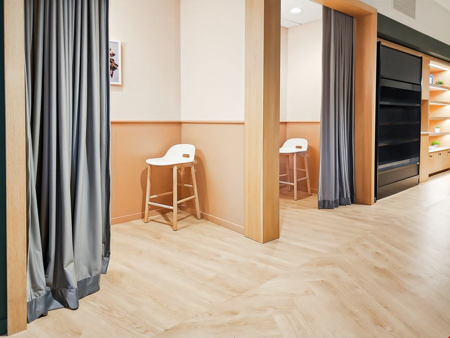 VA, Arlington - 2451 Crystal Drive