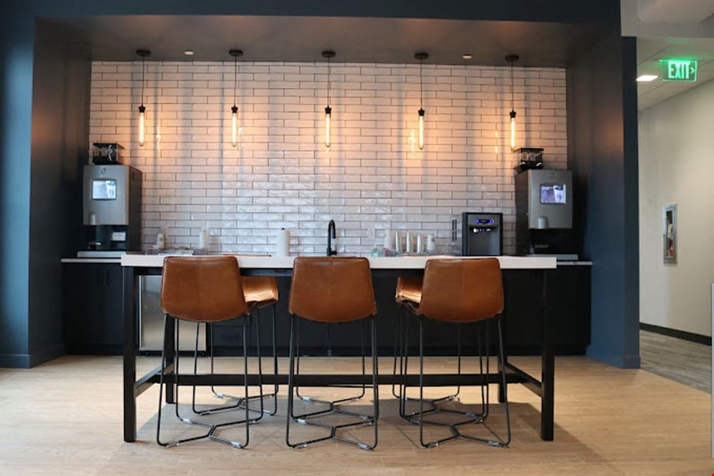 e|spaces - Franklin Square