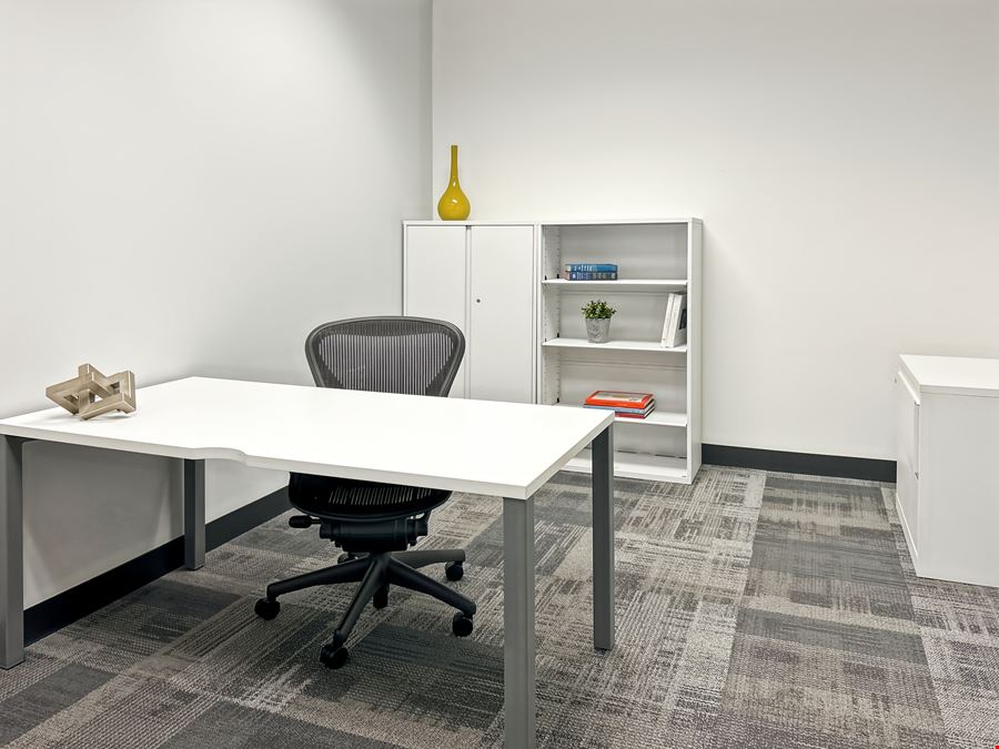Regus - Newport News - Oyster Point