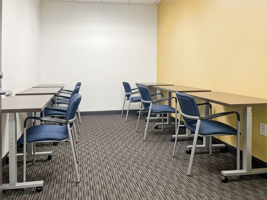 TX, Dallas - Downtown Republic Center