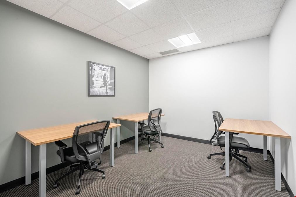 Regus - Levis