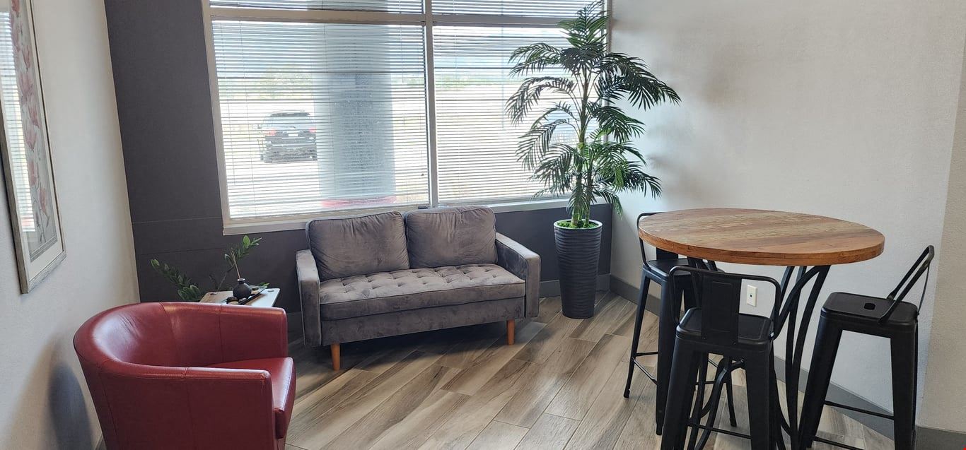 Crestone Peak Room | Training & Events