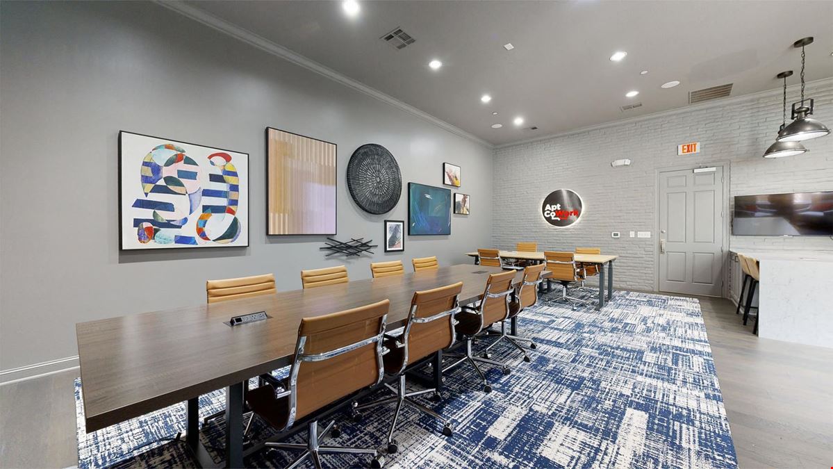 Apt CoWork at Cottonwood Ridgeview - Open Seating