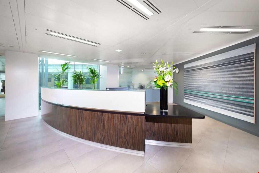 Landmark: Old Broad Street - Bank