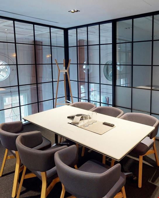 Fora - 50 Liverpool Street