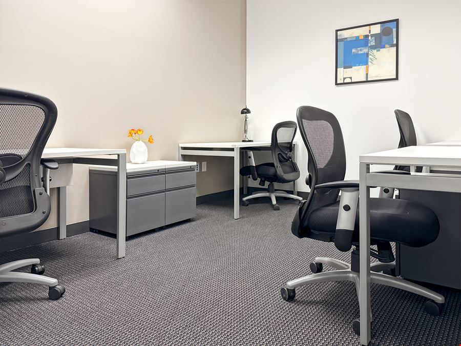 AZ, Phoenix - Desert Ridge Corporate