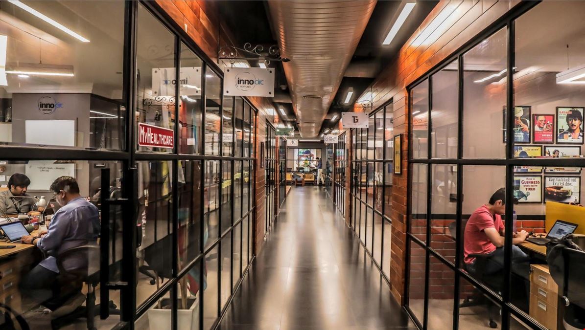 Unitech Trade Center