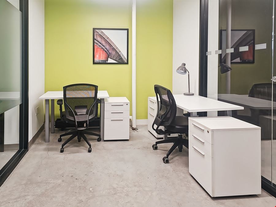 Spaces - Toronto - Queen West