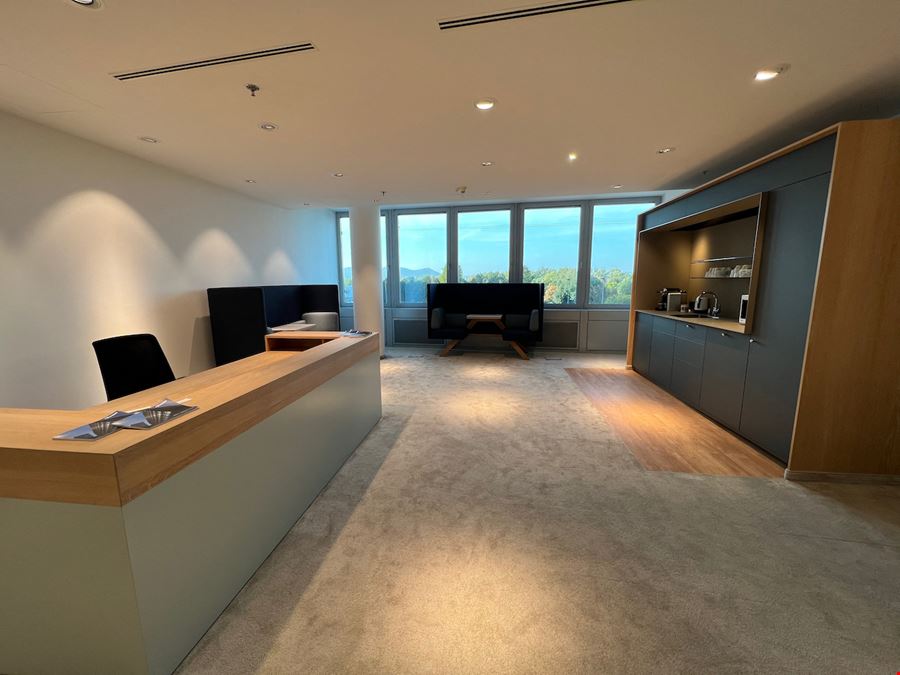 YOUR OFFICE - IZD Tower