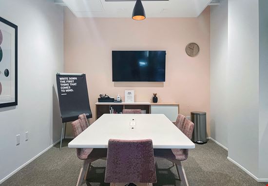 NC, Raleigh - Spaces Crabtree Terrace