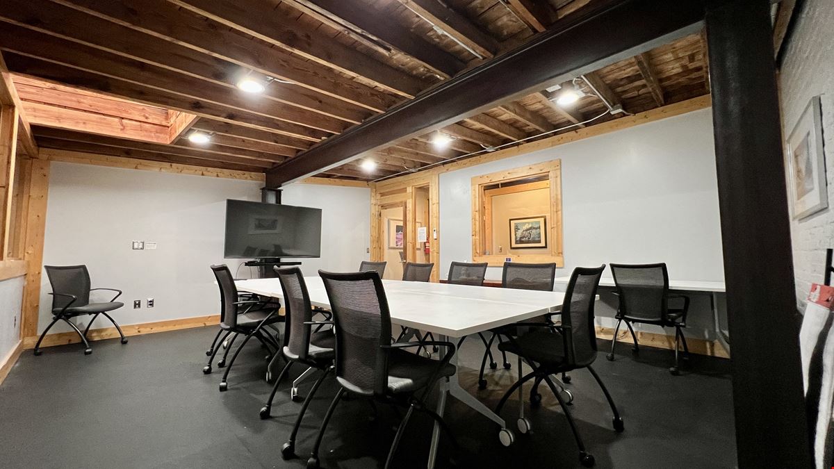 Thrive Coworking West Lewis St