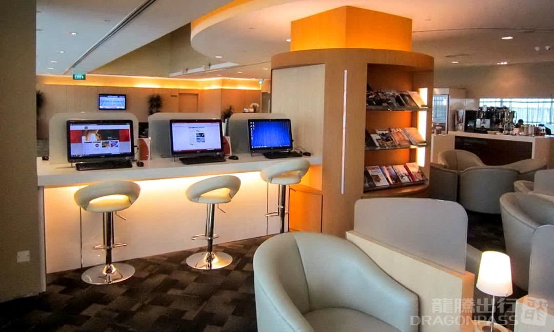 SATS Premier  Lounge (T2) Changi Airport Terminal 2