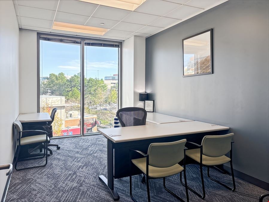 Regus - The Woodlands - Waterway