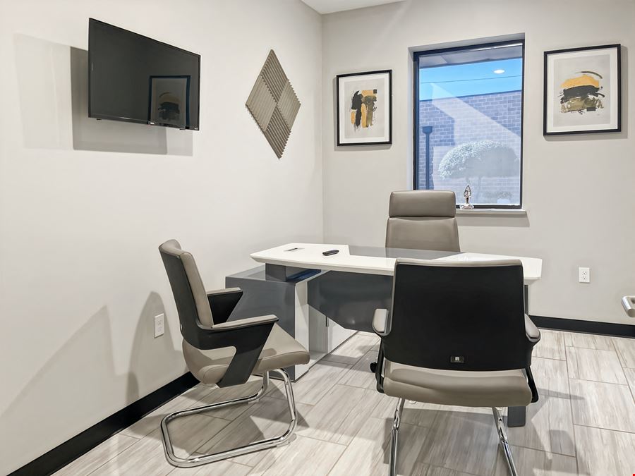 Regus - Bedford - Airport Freeway