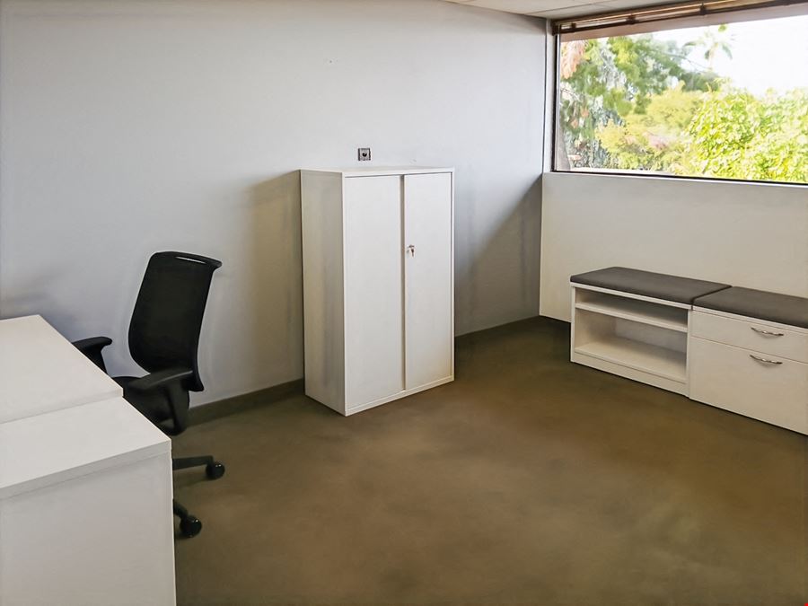 Regus - Phoenix - Shea