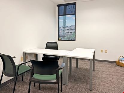 Regus - Nashville - 1 Music Circle