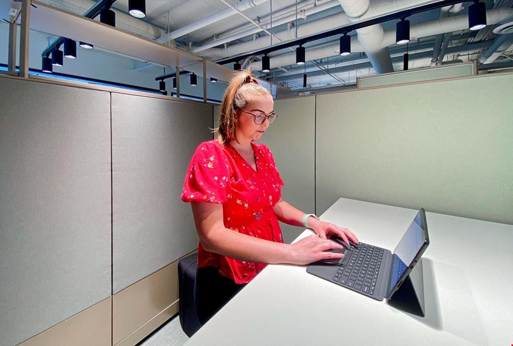 BC, Vancouver - 525 West 8th Avenue