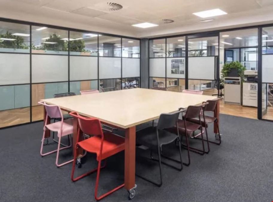 Workpad - 1 Knightsbridge Green