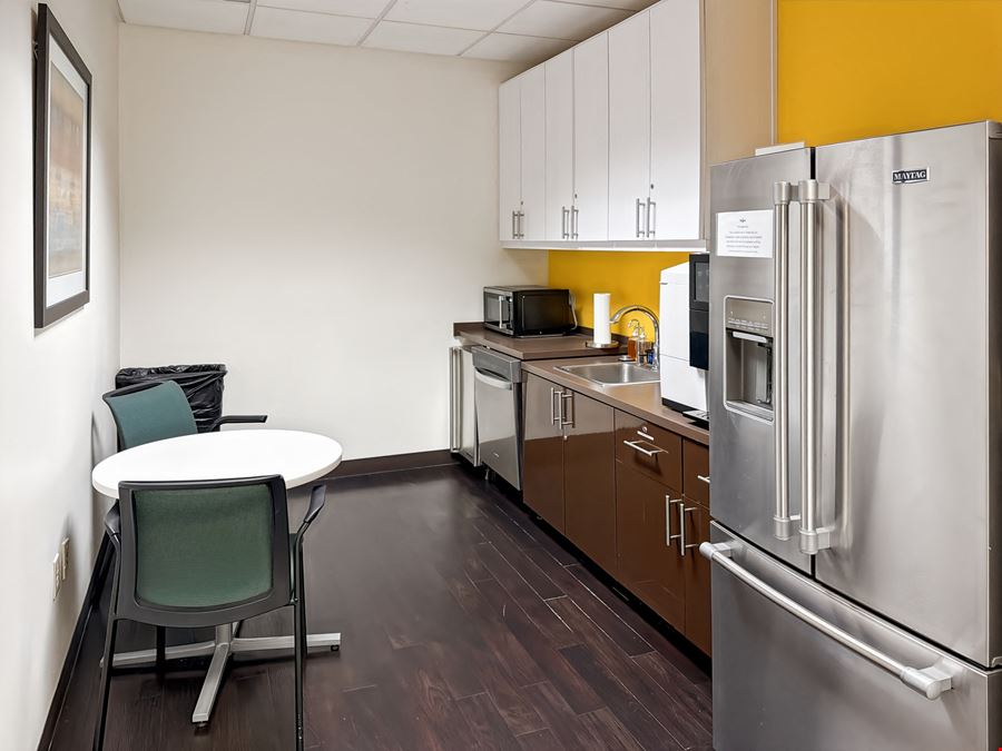 Regus - Jacksonville - Salisbury Rd