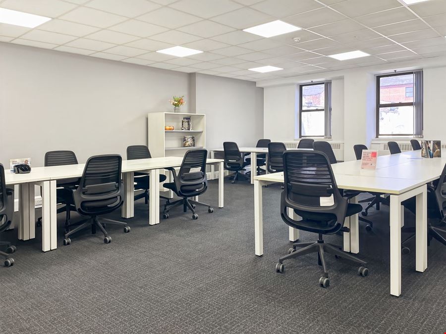 Regus - Cloth Market