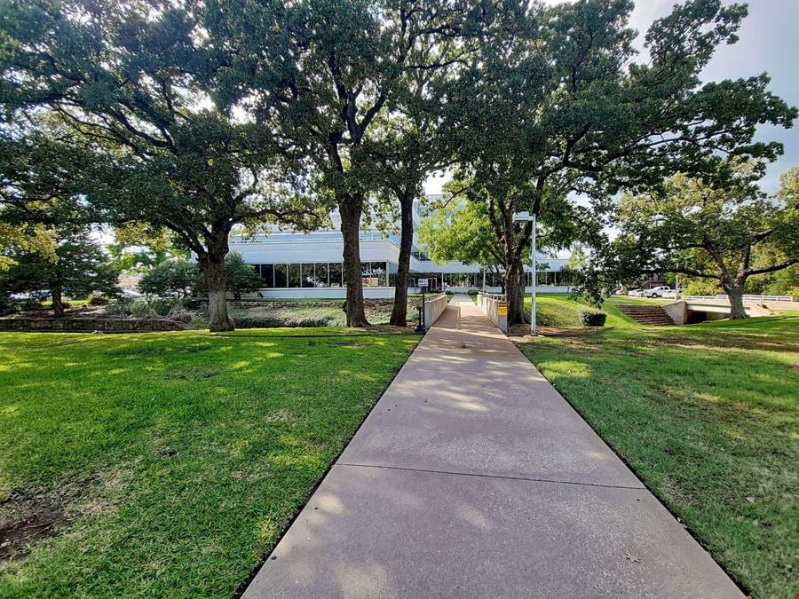 TX, Arlington - S Bowen Rd