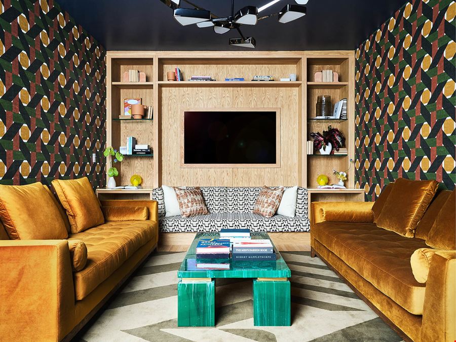 The Barrow Lounge