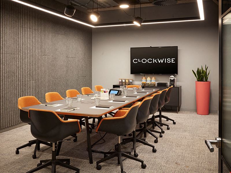 Clockwise - Cheltenham