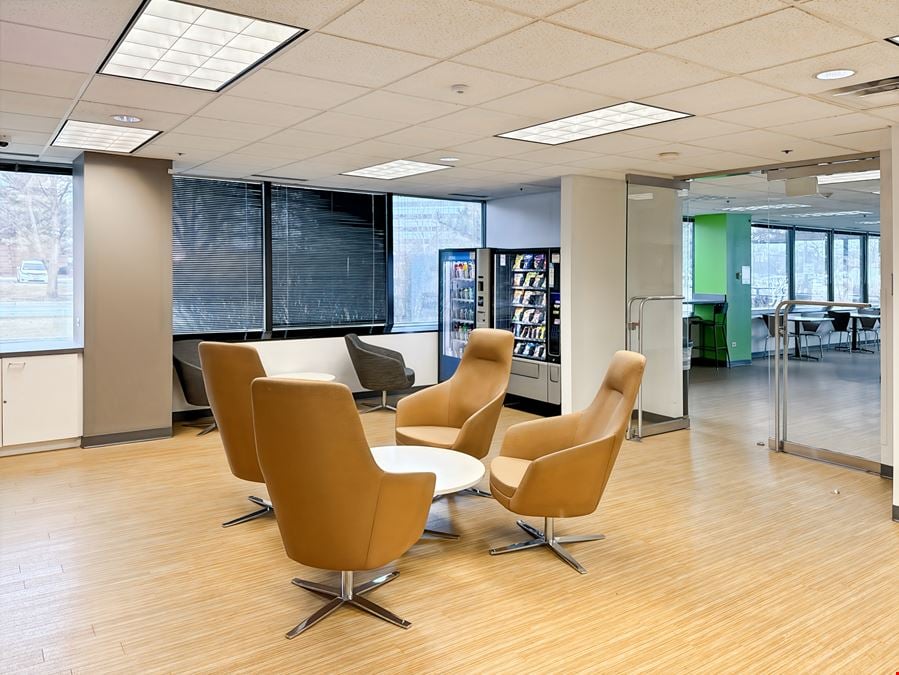 Regus - Downers Grove - Executive Towers West