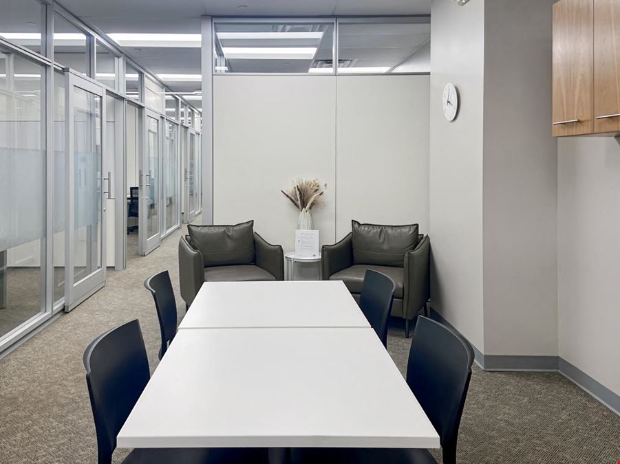 PA, Pittsburgh - Fifth Ave