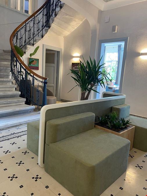 Kolektif House - Moda