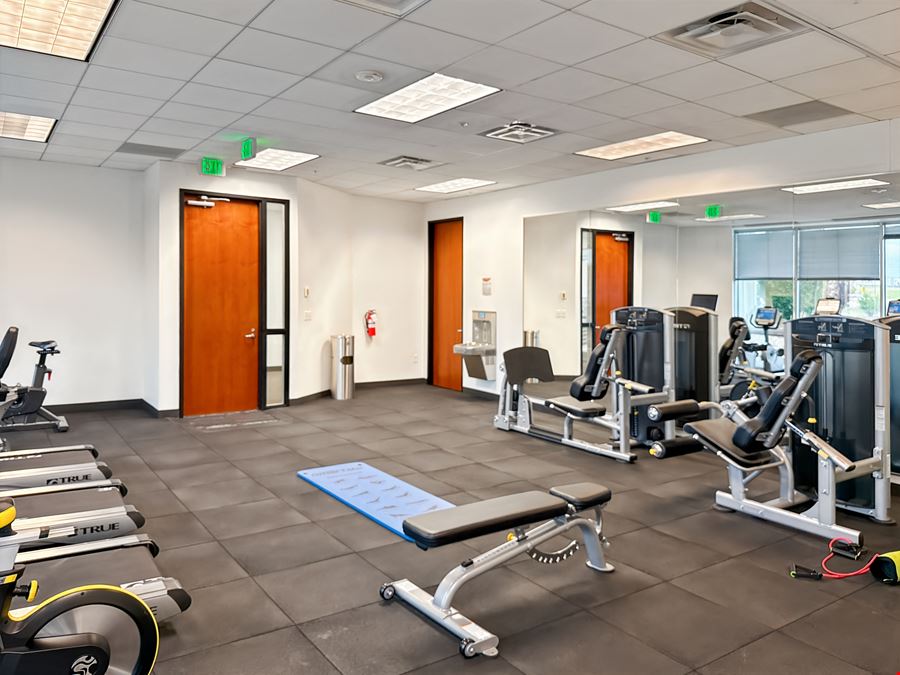 CO, Englewood - The Point at Inverness