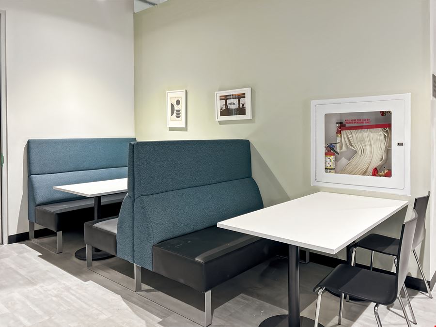 ON, Toronto - Powerhouse St