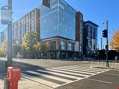 Spaces - Washington - 800 Maine Avenue
