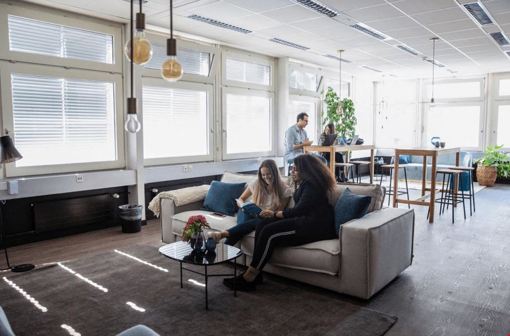 CV Labs - Zug (Meeting & Event Rooms, Co-Working, Fixed Offices, Café)