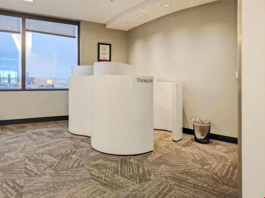 Regus - Kansas City - Crown