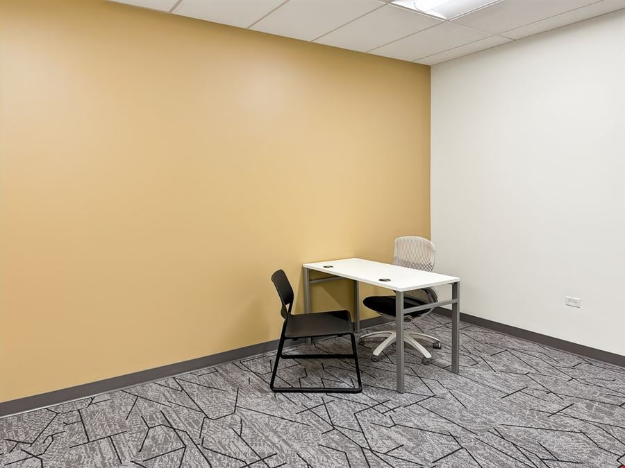 Regus - Chicago - N Clark St