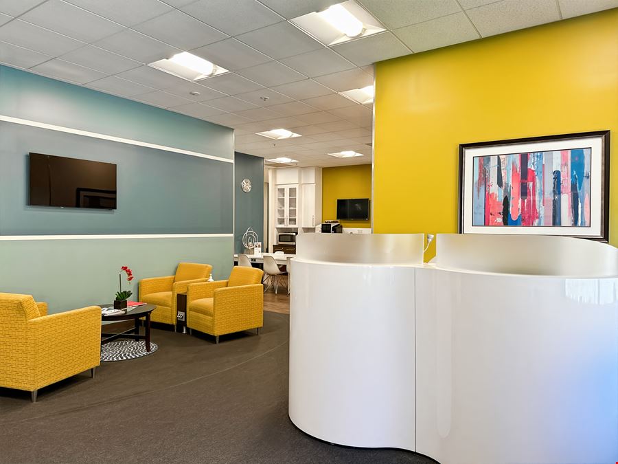 CA, Novato - Woodside Office Center