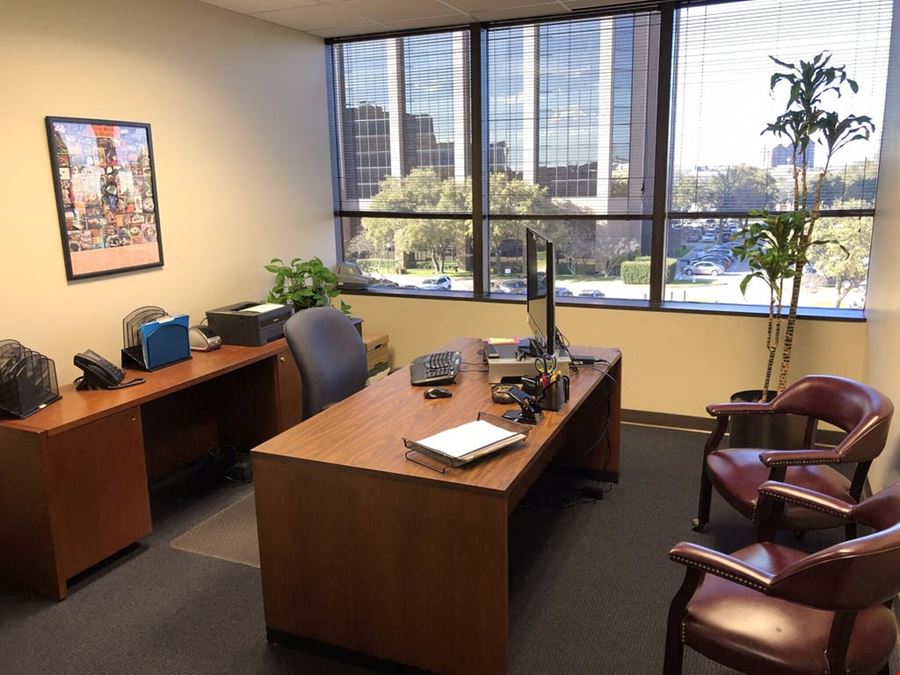 Twinrose Coworking - Midway Centre