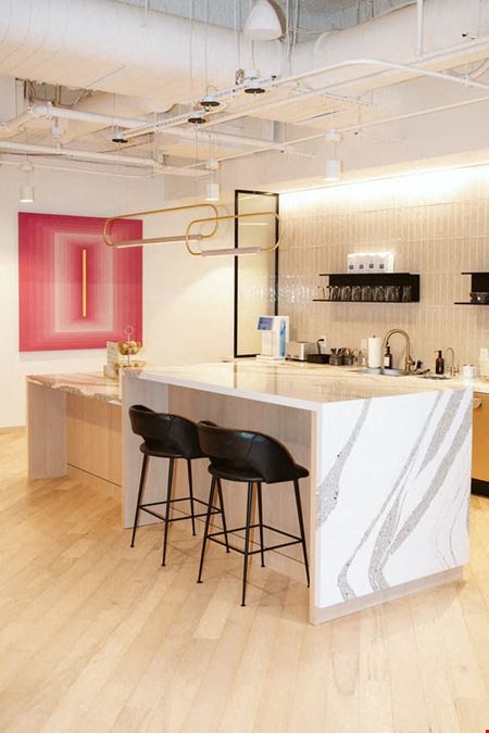 The Square - Houston - 717 Texas